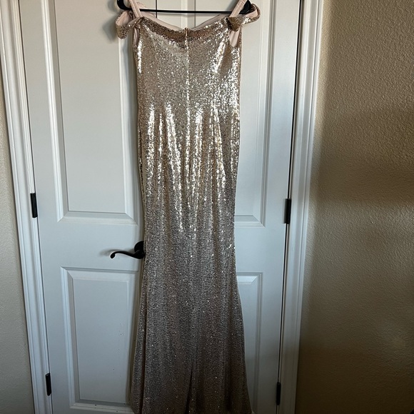 Gold sequin bridesmaid dress - Picture 2 of 3